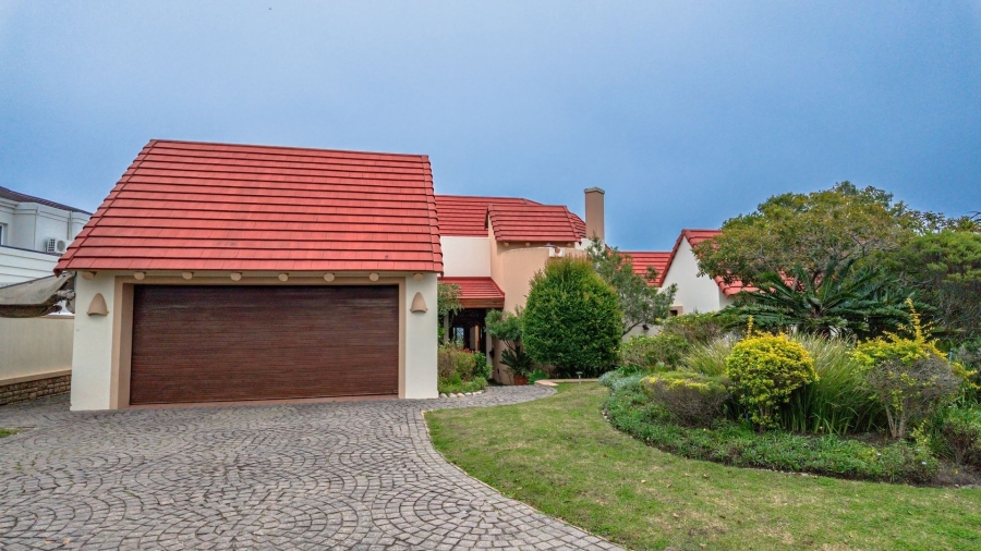 4 Bedroom Property for Sale in Pezula Golf Estate Western Cape